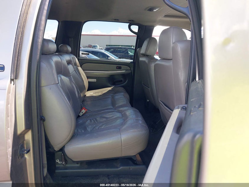 2001 CHEVROLET SUBURBAN 2500 auction photo 8