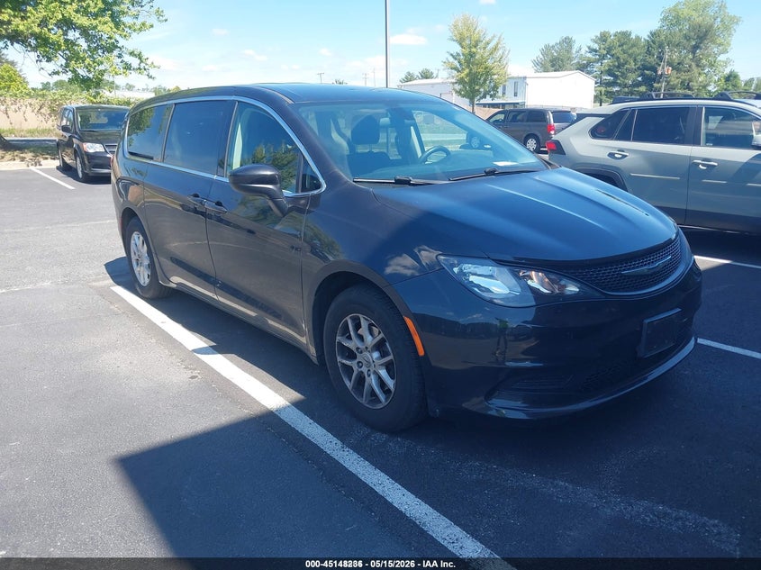 2021 Chrysler Voyager Lx