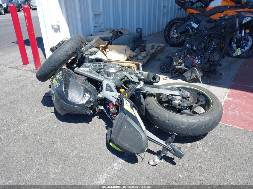 VIN: SMTA554S5LT983969 2020 TRIUMPH MOTORCYCLE STREET TRIPLE RS