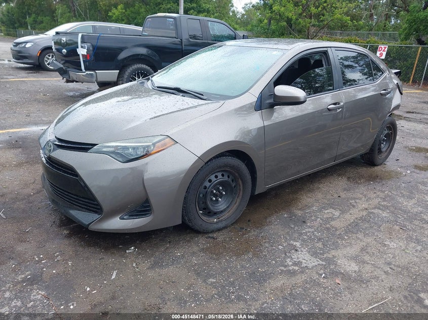 2T1BURHE3KC220730 2019 TOYOTA COROLLA LE photo 1
