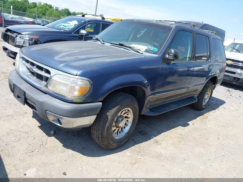 2000 Ford Explorer Xlt 1FMZU73X5YZB87316 photo 1