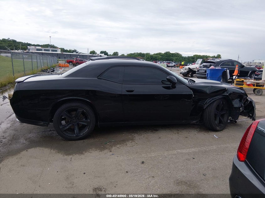 DODGE CHALLENGER - zdjęcie 13