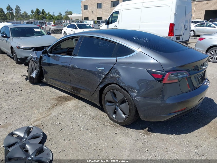 Vin: 5yj3e1eb0jf073726, lot: 45646787, tesla model 3 long range/performance 20183