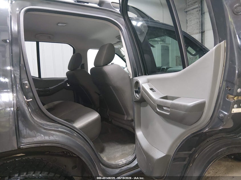 2014 Nissan Xterra Pro-4X/S/X VIN: 5N1AN0NW1EN808902 Lot: 45149229
