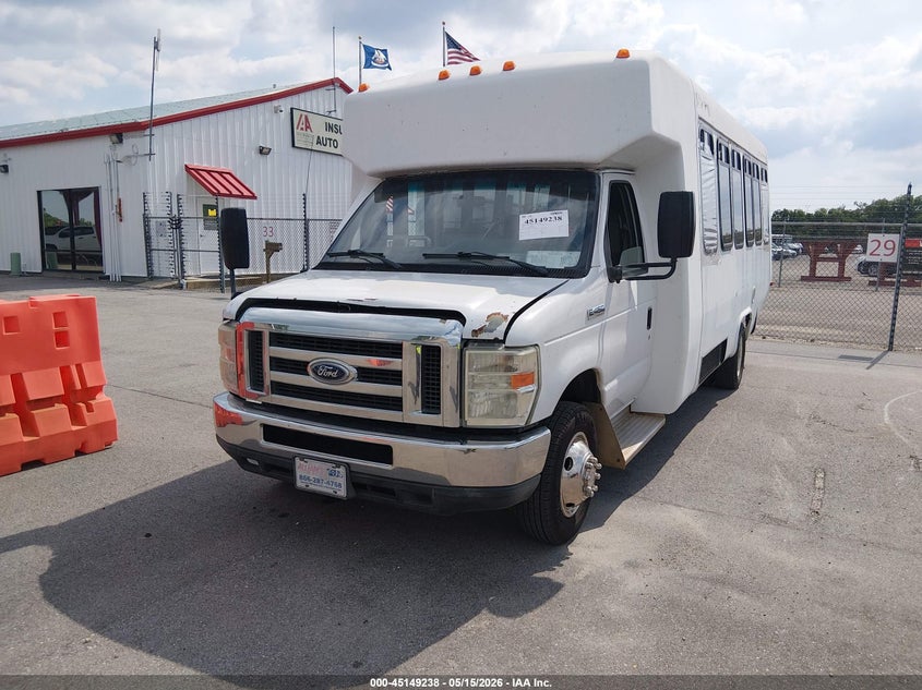 1FDFE4FS9DDA02853 2013 Ford Econoline E-450 Cutaway white