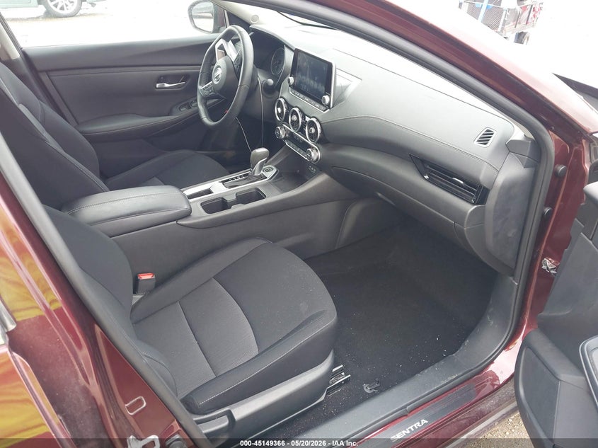 2023 NISSAN SENTRA SV XTRONIC CVT — Фото 5