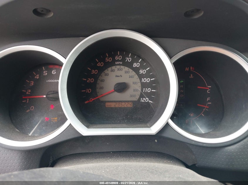 2005 TOYOTA TACOMA auction photo 7