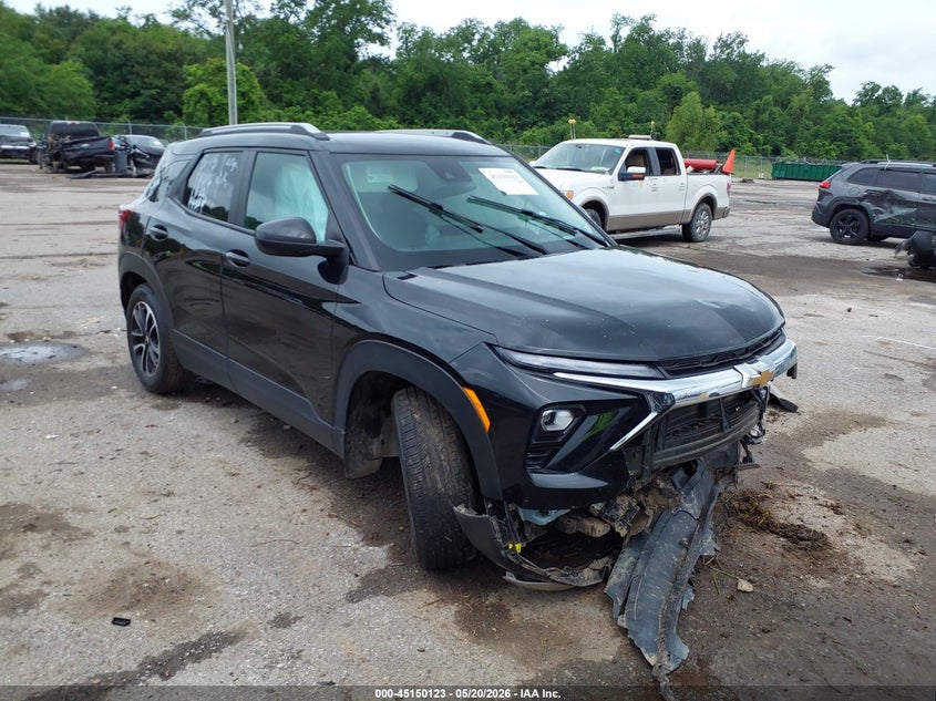 2024 CHEVROLET TRAILBLAZER — zdjęcie z aukcji