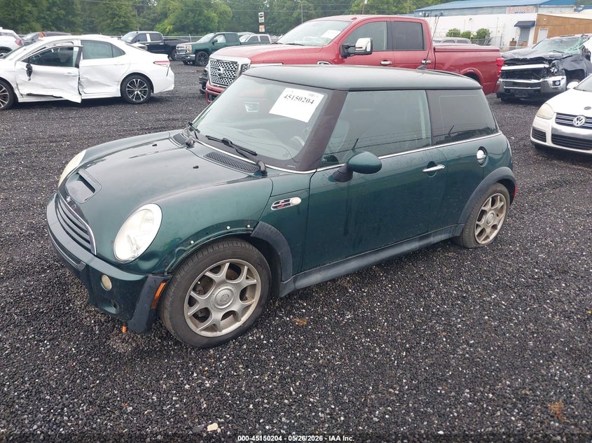 2005 Mini Cooper S WMWRE335X5TL10452 photo 1
