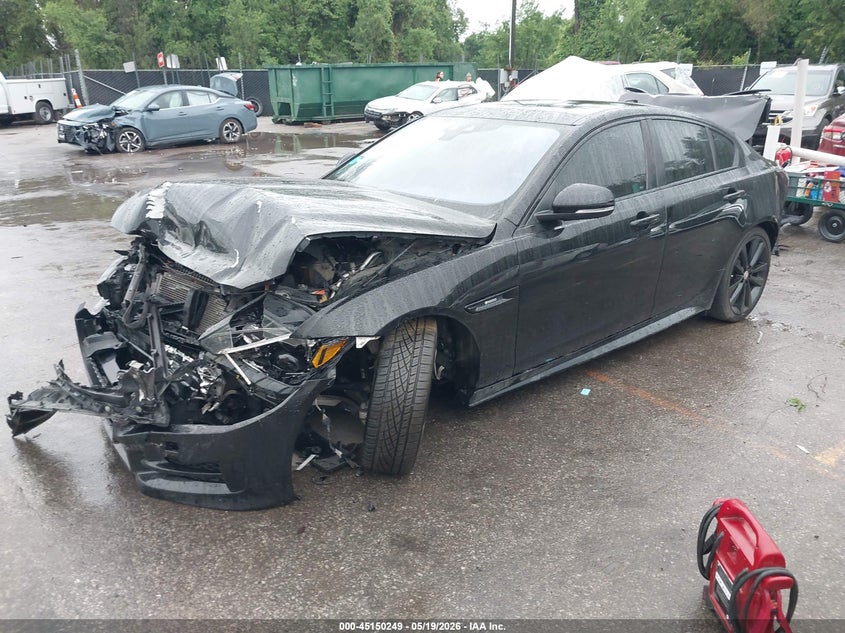Vin: sajaf4bvxha951798, lot: 45647902, jaguar xe 35t r-sport 20172