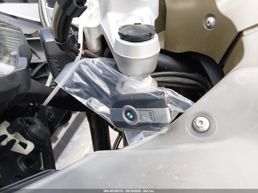 2015 BMW R1200 Gs Adventure VIN: WB10A1205FZ098475 Lot: 45150318