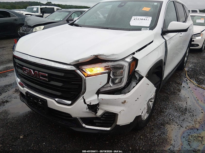 2024 GMC TERRAIN auction photo 6