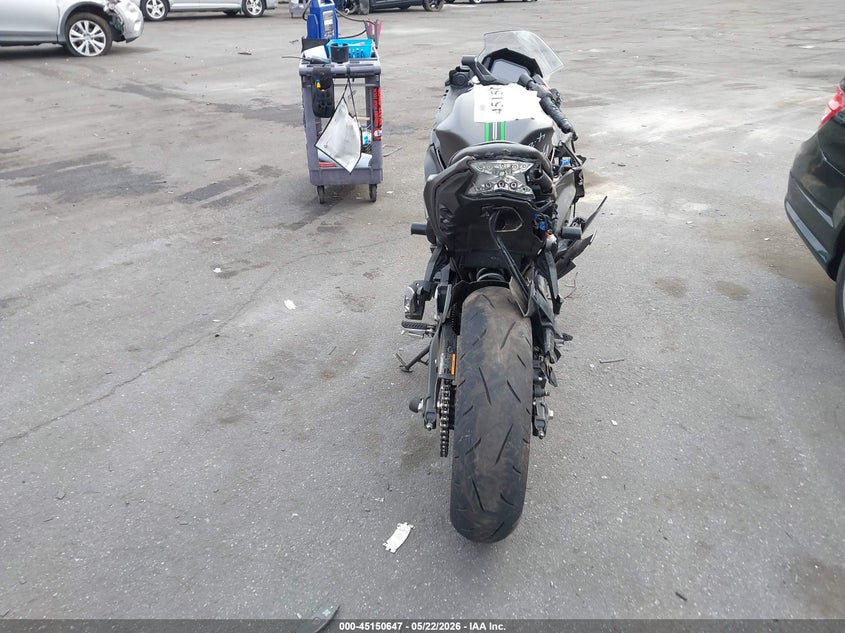 2024 Kawasaki Ex650 R VIN: ML5EXER16RDAD4551 Lot: 45150647
