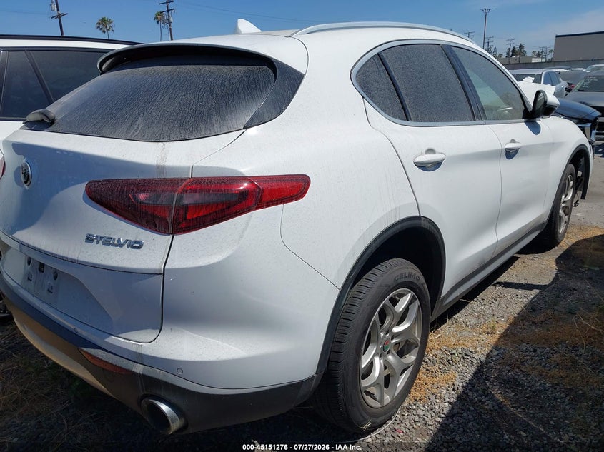 2021 ALFA ROMEO STELVIO auction photo 4
