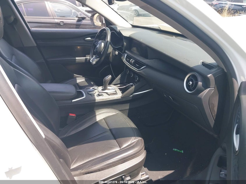 2021 ALFA ROMEO STELVIO auction photo 5