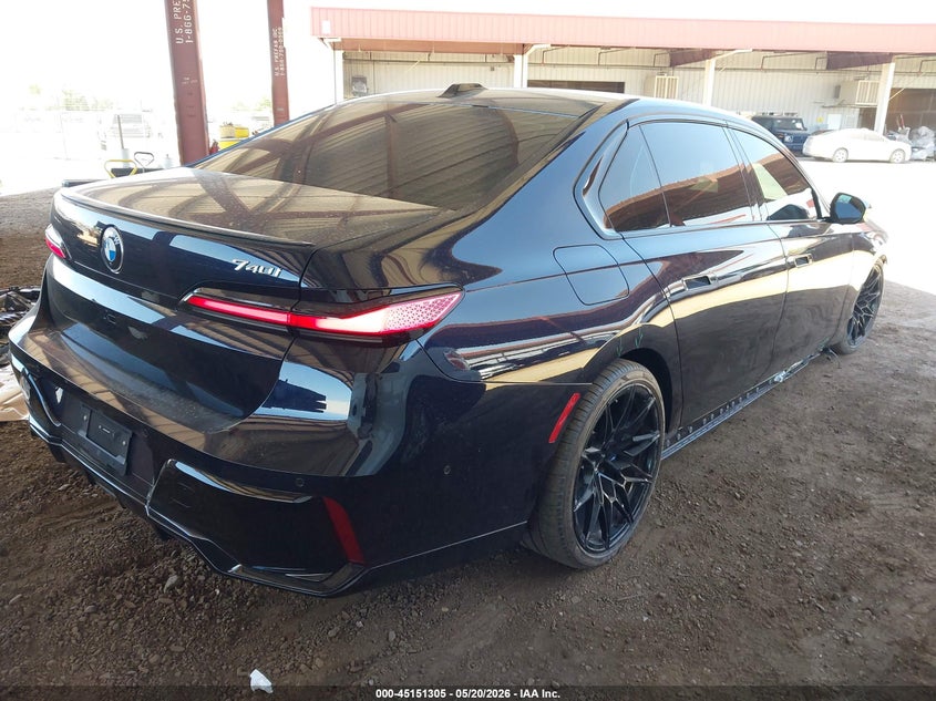 2025 BMW 740I auction photo 4