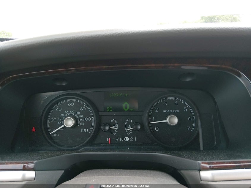 2007 LINCOLN TOWN CAR auction photo 7