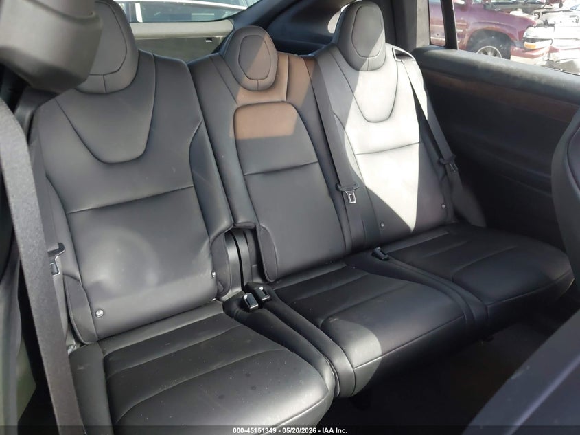 2019 Tesla Model X VIN: 5YJXCDE24KF185181 Lot: 45151349