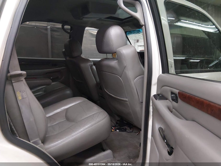 2005 Cadillac Escalade Standard VIN: 1GYEK63N75R219092 Lot: 45151364
