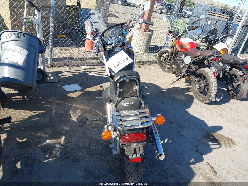 1998 HONDA VT1100 auction photo 6