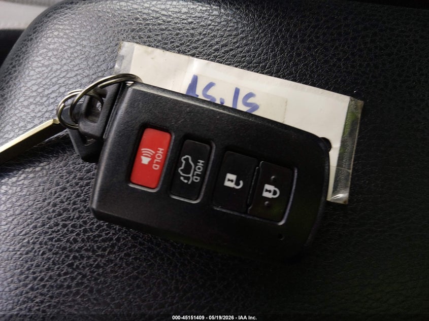 TOYOTA RAV4 - zdjęcie 11