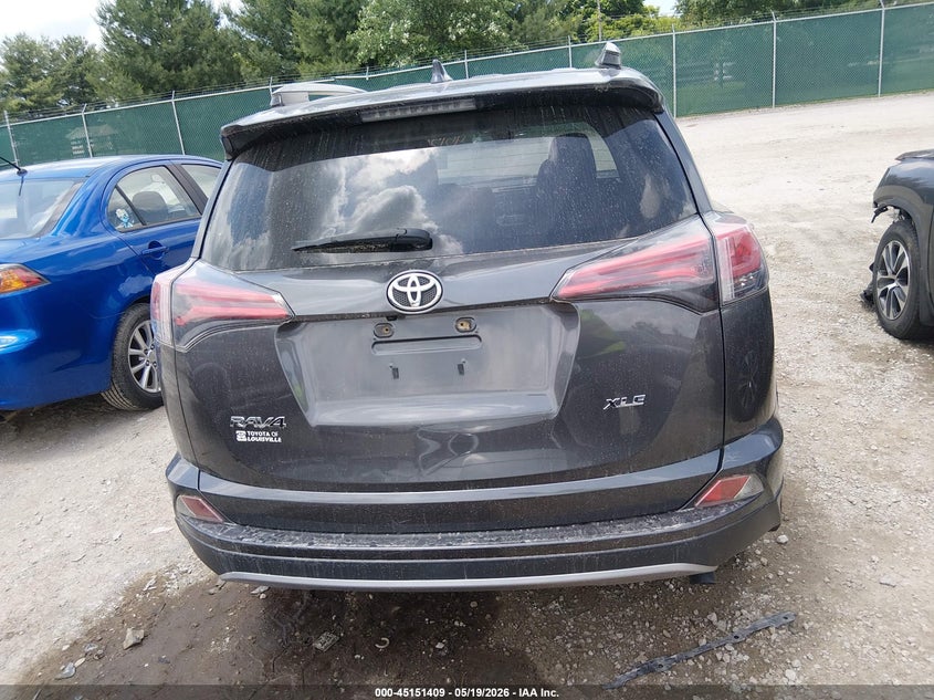 TOYOTA RAV4 - zdjęcie 17