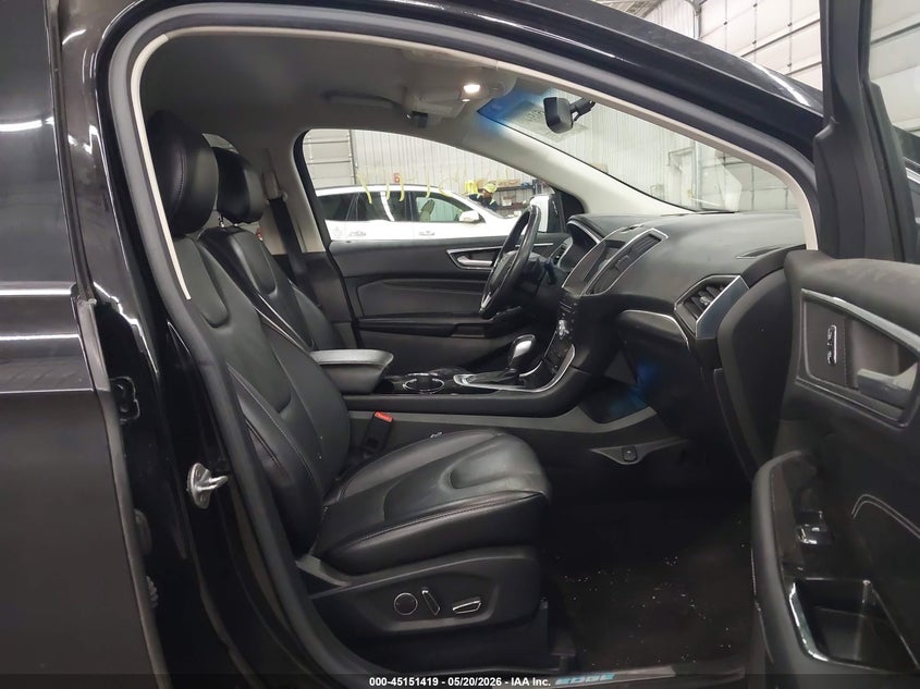 VIN 2FMPK4K9XJBB43285 2018 FORD EDGE TITANIUM
