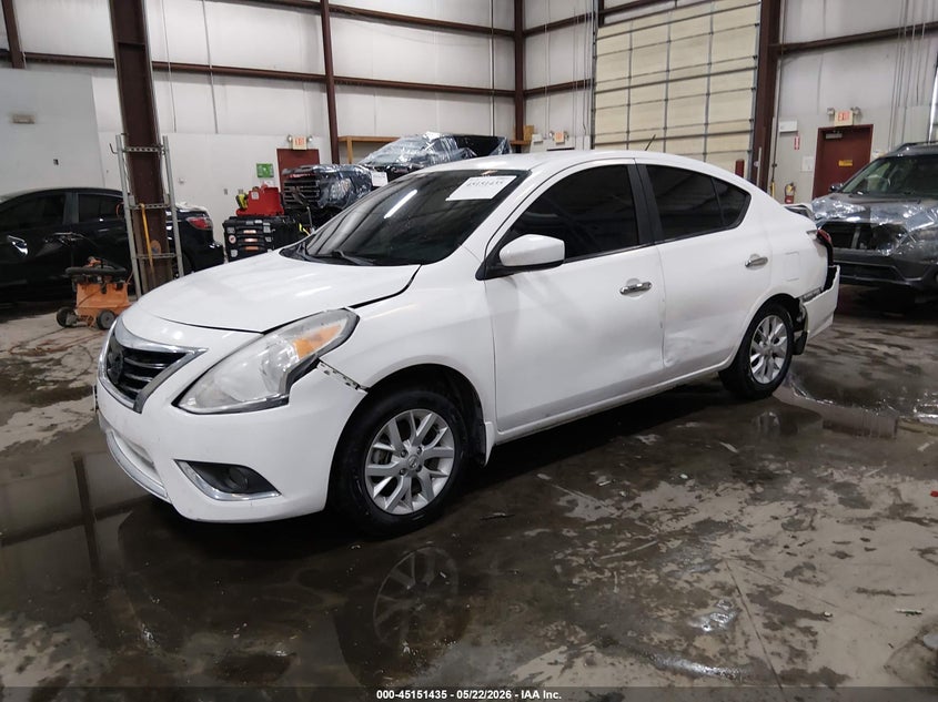2017 NISSAN VERSA auction photo 2