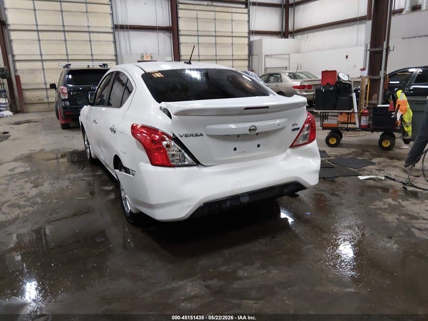 2017 NISSAN VERSA auction photo 6