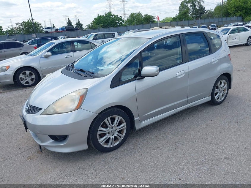 2011 Honda Fit Sport JHMGE8H57BS009525 photo 1