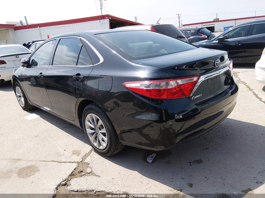2015 TOYOTA CAMRY auction photo 3