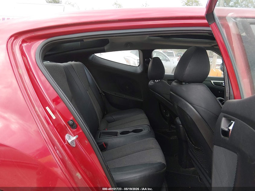 2013 Hyundai Veloster Base W/Black VIN: KMHTC6AD4DU111444 Lot: 45151723