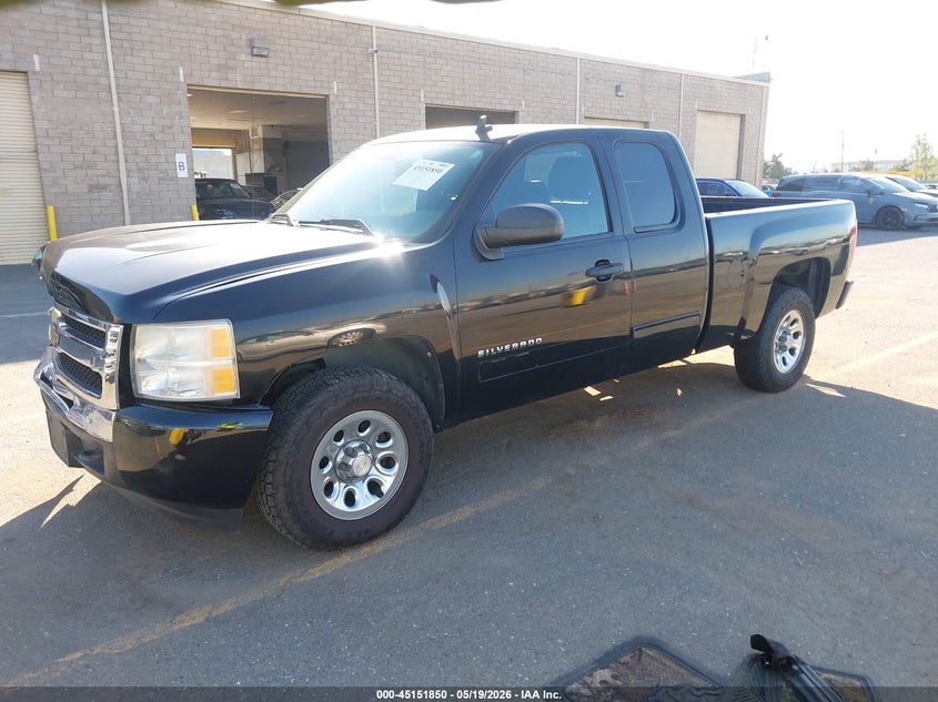 2010 Chevrolet Silverado 1500 Ls 1GCSKREA0AZ132794 photo 1