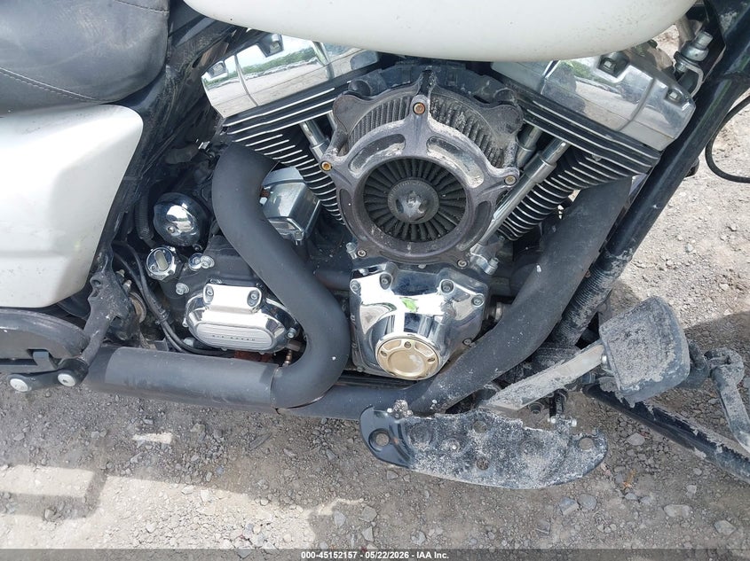 2013 Harley-Davidson Fltrx Road Glide Custom VIN: 1HD1KHM10DB670933 Lot: 45152157