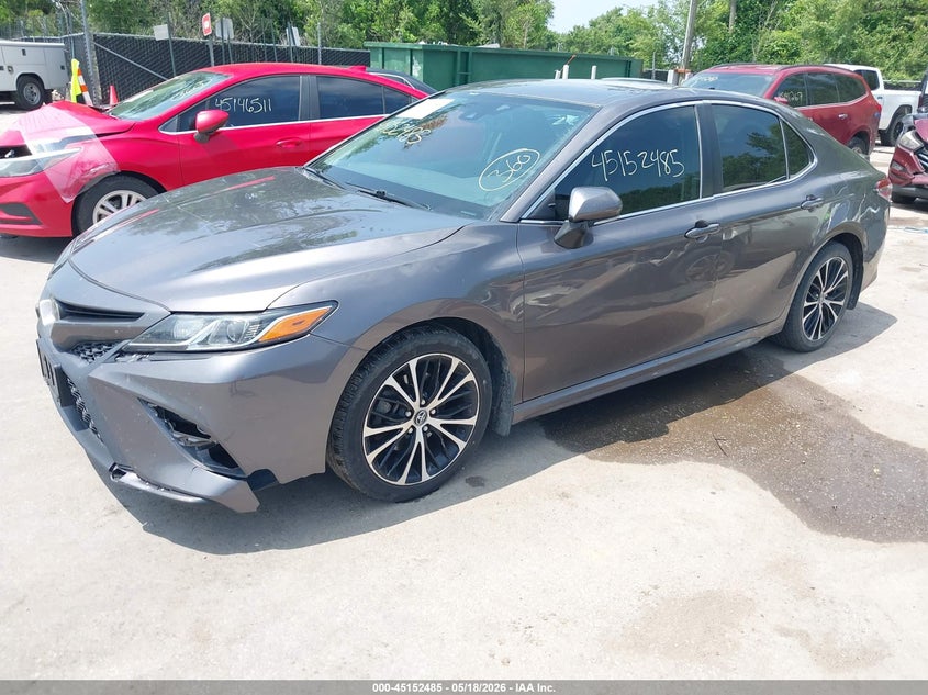 2019 TOYOTA CAMRY auction photo 2
