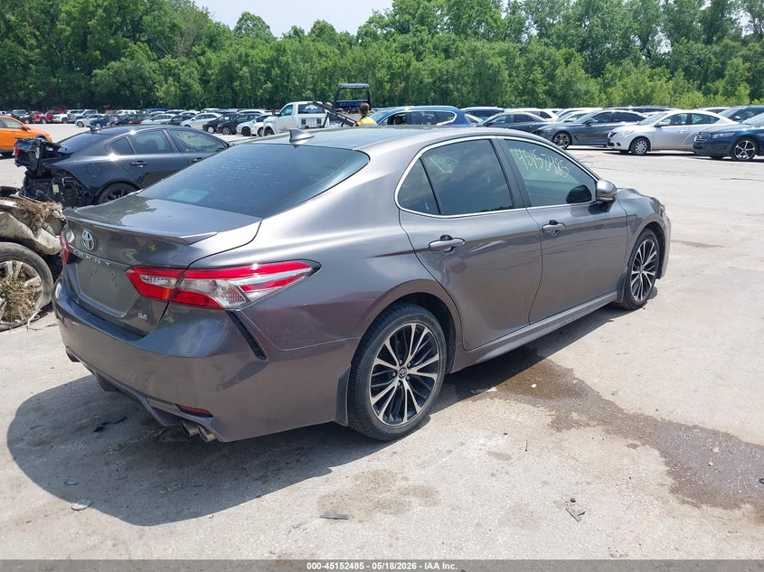 2019 TOYOTA CAMRY auction photo 4