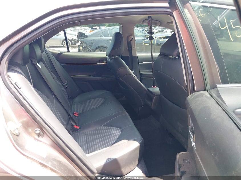 2019 TOYOTA CAMRY auction photo 8