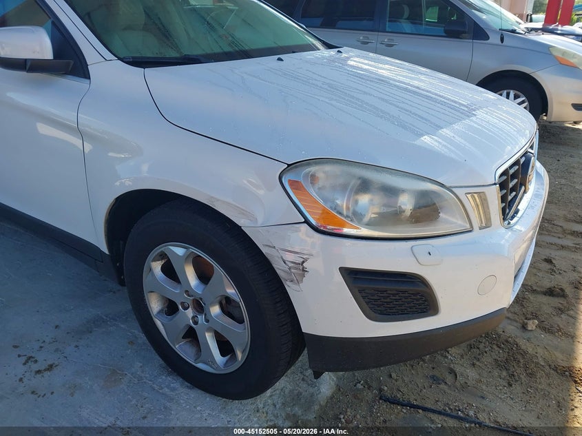 2013 Volvo Xc60 3.2 VIN: YV4952DLXD2399306 Lot: 45152505