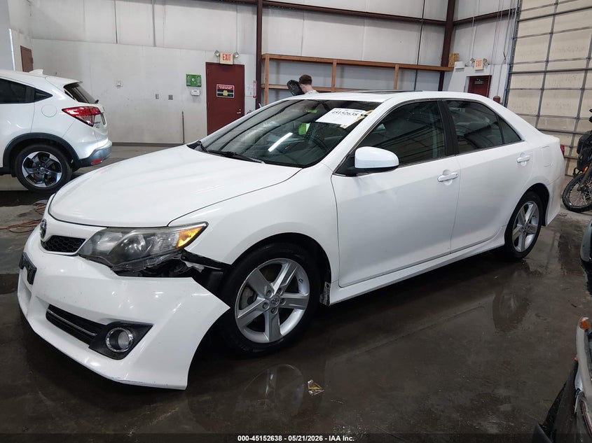 2014 Toyota Camry Se 4T1BF1FK4EU737638 photo 1