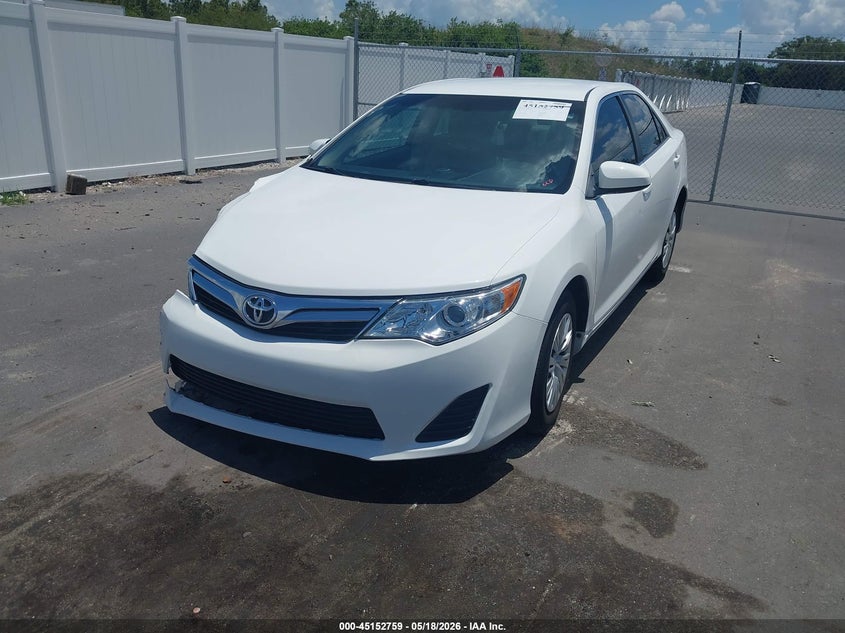 2014 Toyota Camry Le 4T1BF1FK1EU355518 photo 1