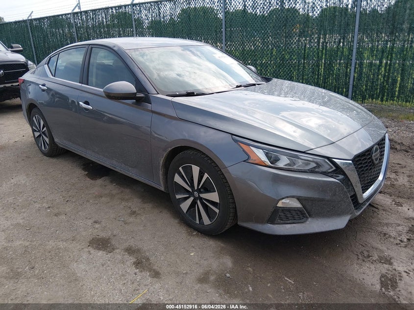 2021 NISSAN ALTIMA auction photo 1