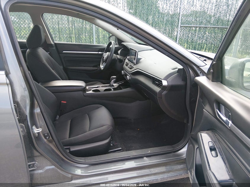 2021 NISSAN ALTIMA auction photo 5
