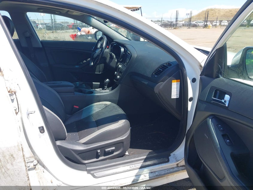2013 KIA OPTIMA HYBRID auction photo 5