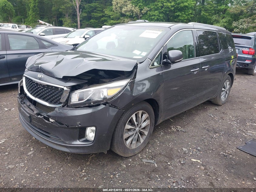 2018 KIA SEDONA auction photo 2