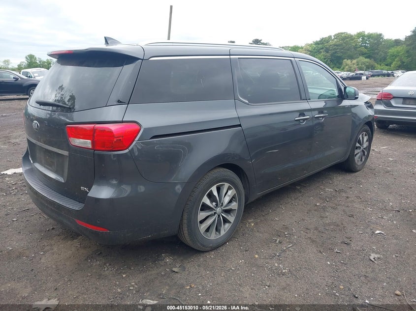 2018 KIA SEDONA auction photo 4