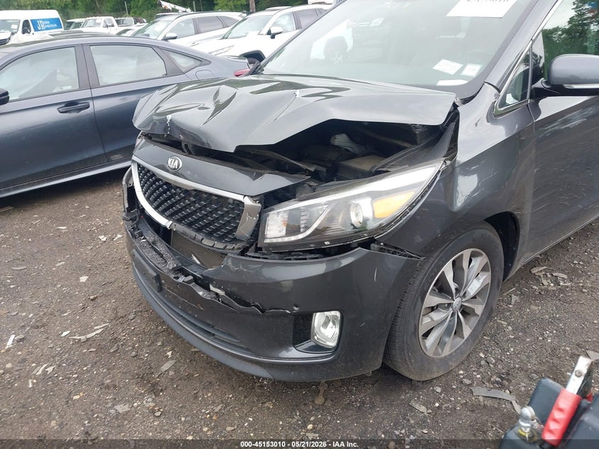 2018 KIA SEDONA auction photo 6