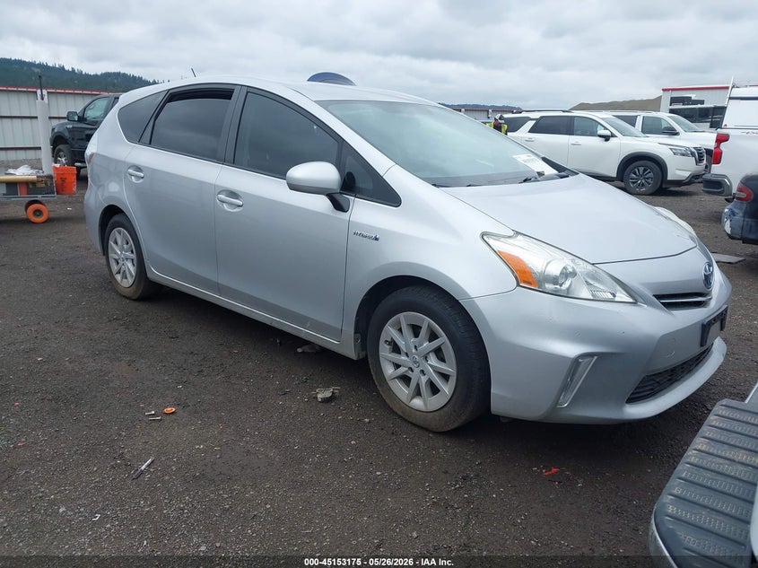 2013 TOYOTA PRIUS V TWO