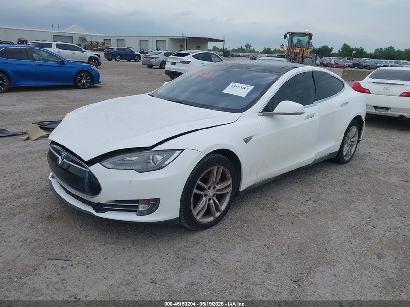 Vin: 5yjsa1h1xefp32685, lot: 45650868, tesla model s p85 20142