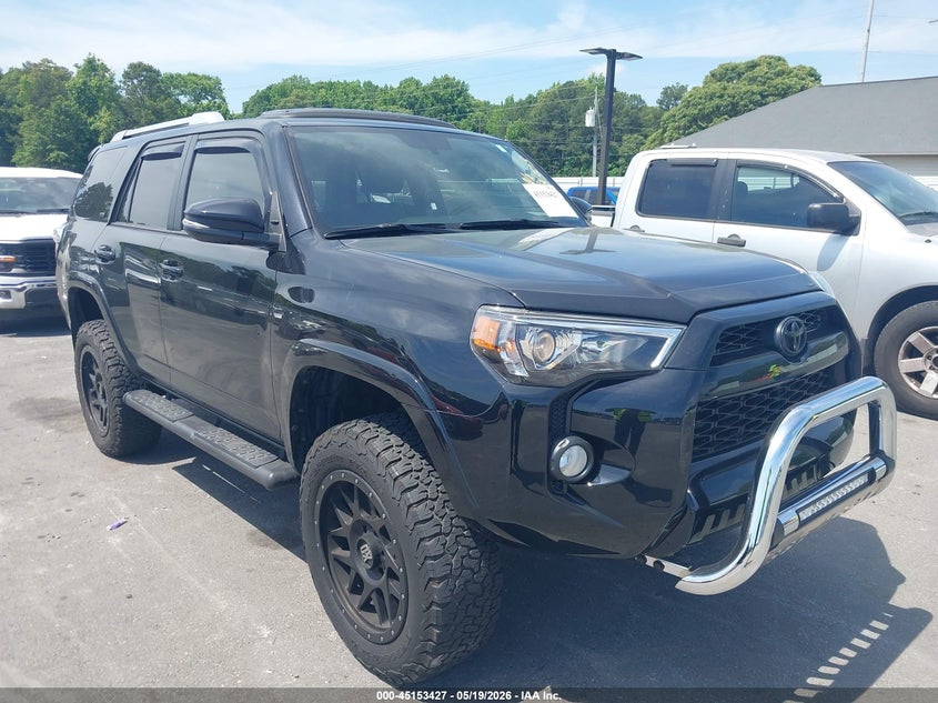2018 TOYOTA 4RUNNER SR5 PREMIUM