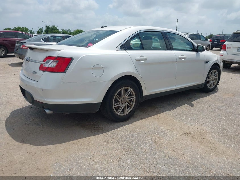 Vin: 1fahp2kt2cg123639, lot: 45651118, ford taurus sho 20124